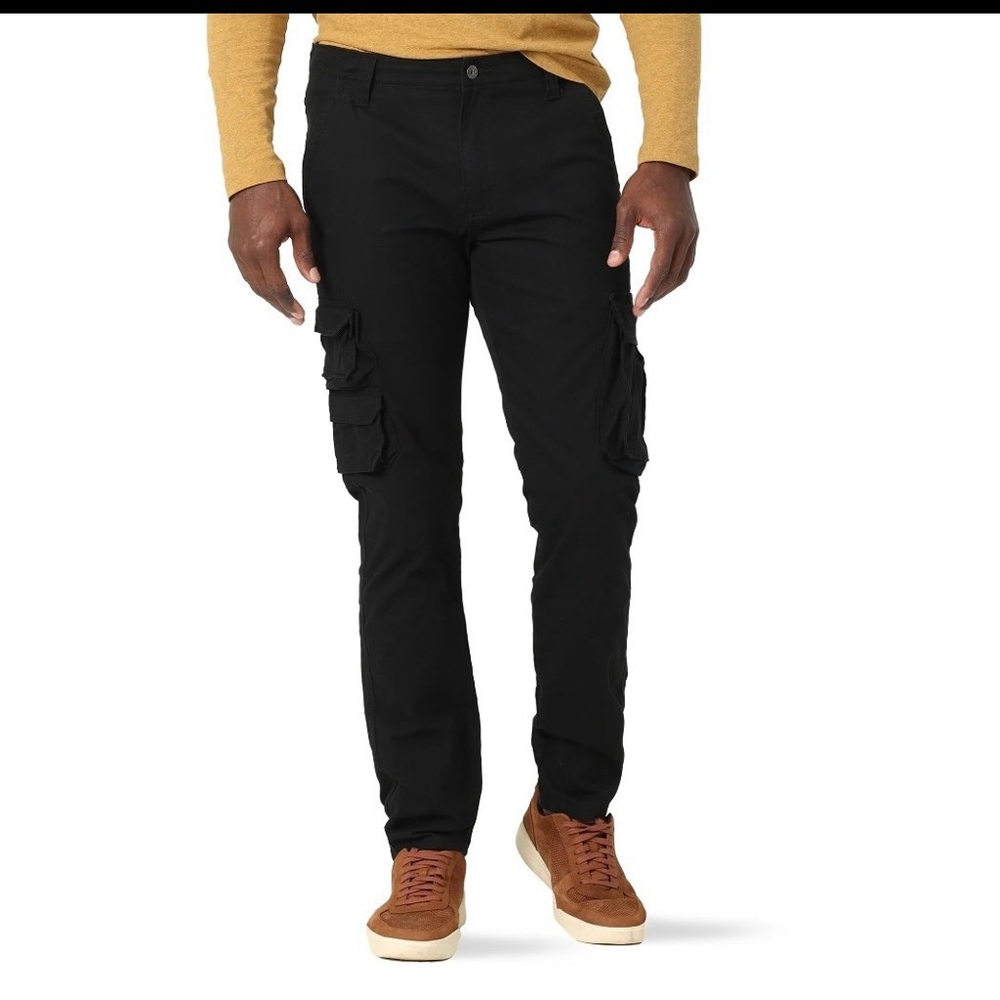 Men’s Wrangler cargo pants